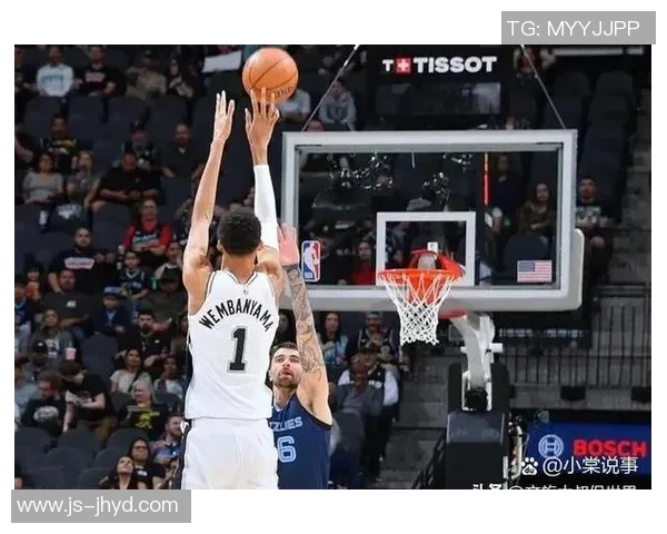 2013年NBA季后赛经典对决灰熊与快船的激烈较量与精彩瞬间回顾 2013年NBA季后赛经典对决灰熊与快船的激烈较量与精彩瞬间回顾