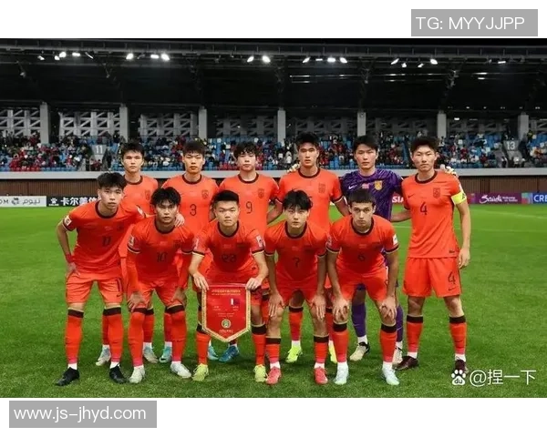 中国队与卡塔尔激战正酣精彩瞬间图片集锦回顾比赛亮点与精彩时刻 中国队与卡塔尔激战正酣精彩瞬间图片集锦回顾比赛亮点与精彩时刻