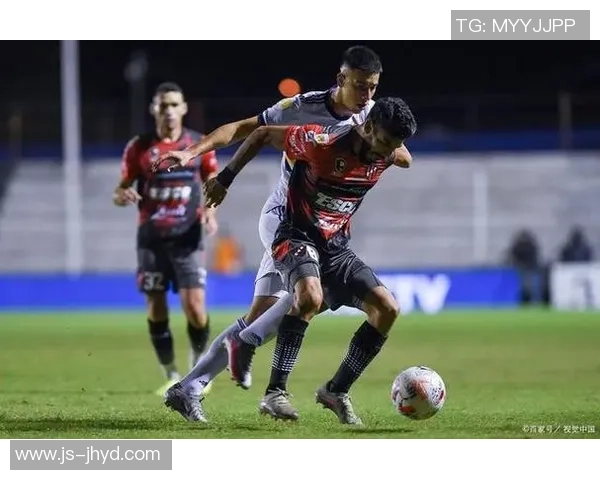 博卡青年迎战拉普大学争夺南美足球赛场的荣耀与胜利 博卡青年迎战拉普大学争夺南美足球赛场的荣耀与胜利